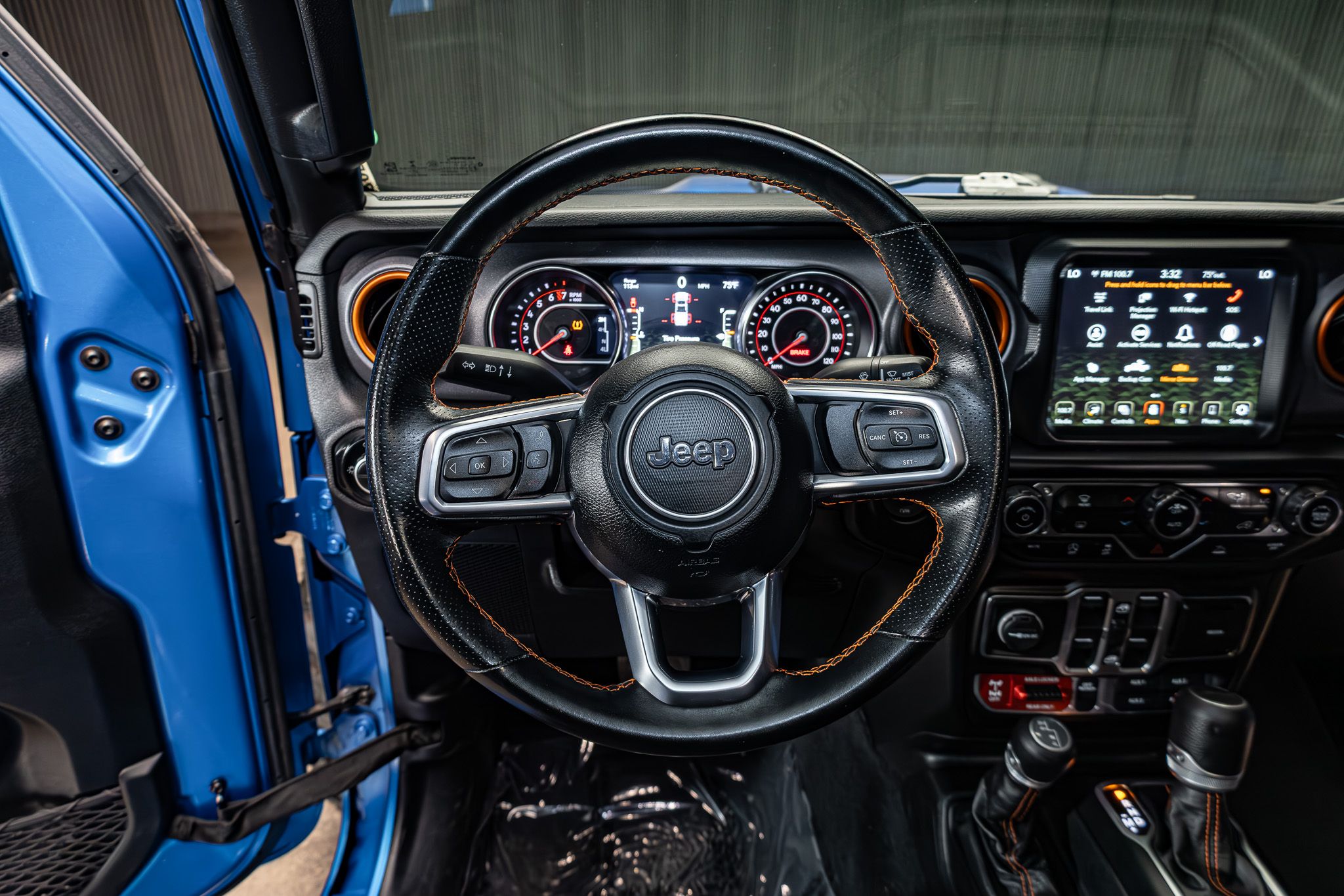 2021 Jeep Gladiator Mojave - Photo 17
