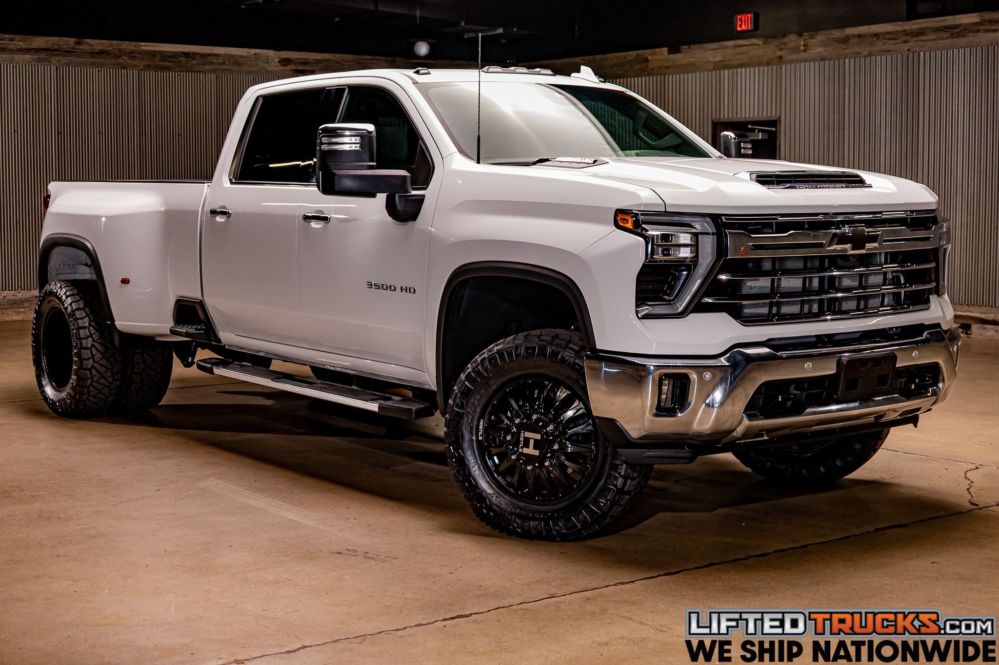 2025 Chevrolet Silverado 3500HD LTZ's photo