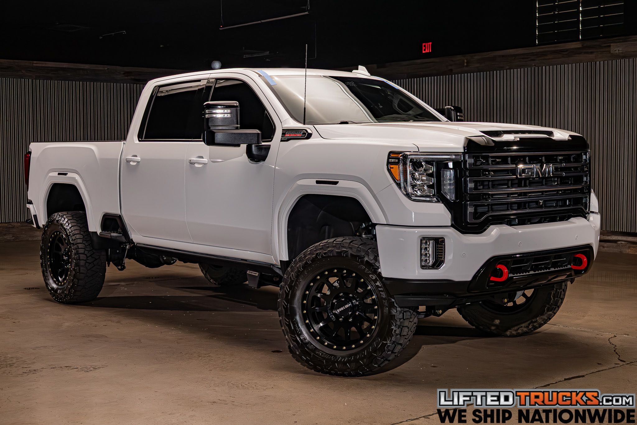 2023 GMC Sierra 4WD Crew Cab Standard Box AT4's photo