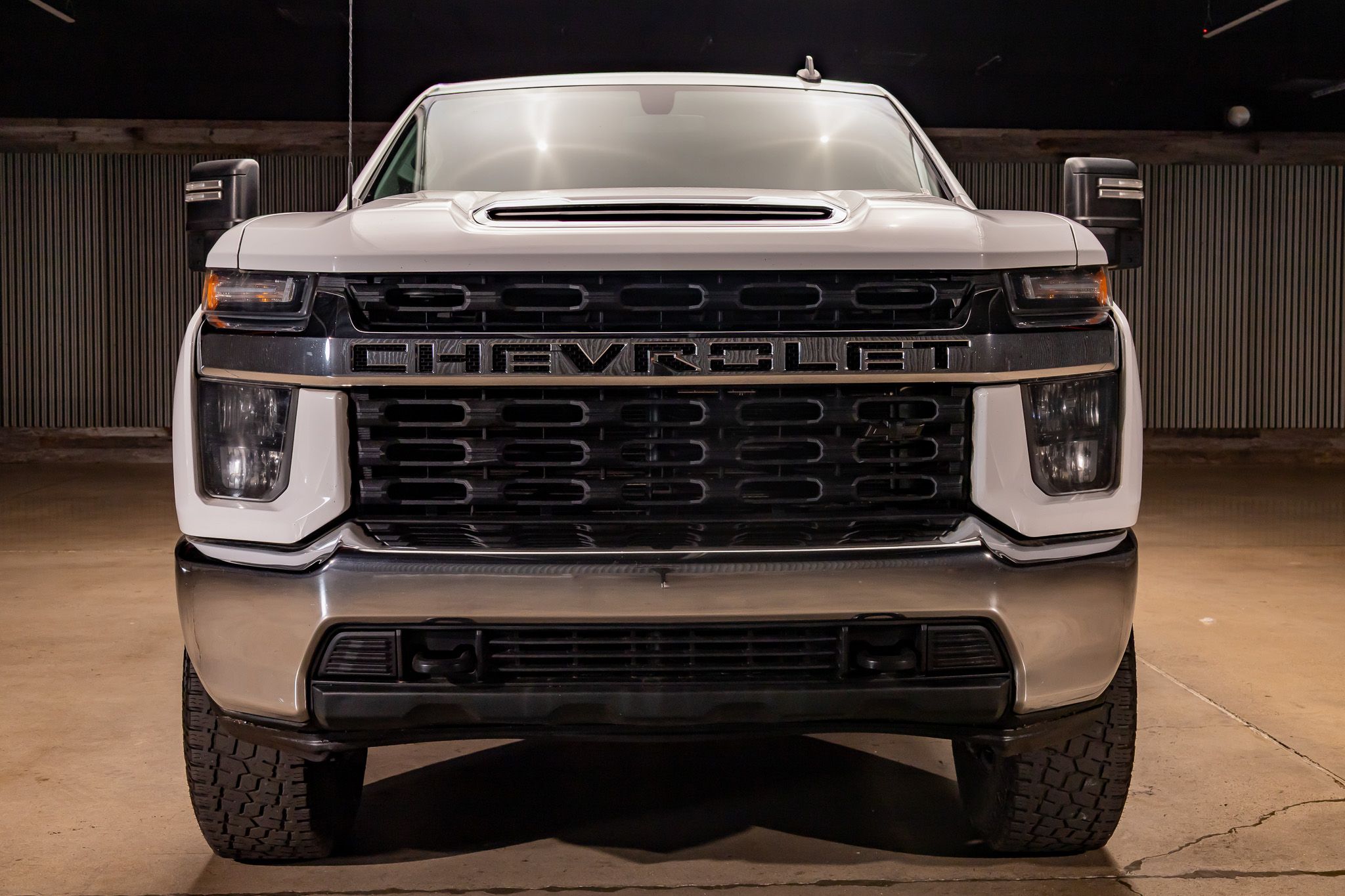 2021 Chevrolet Silverado 2500HD LT photo 2