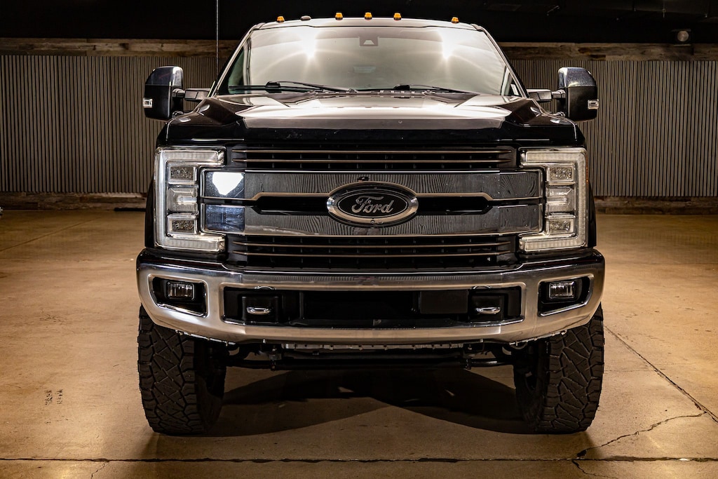 Used 2017 Ford F-350 Truck Crew Cab