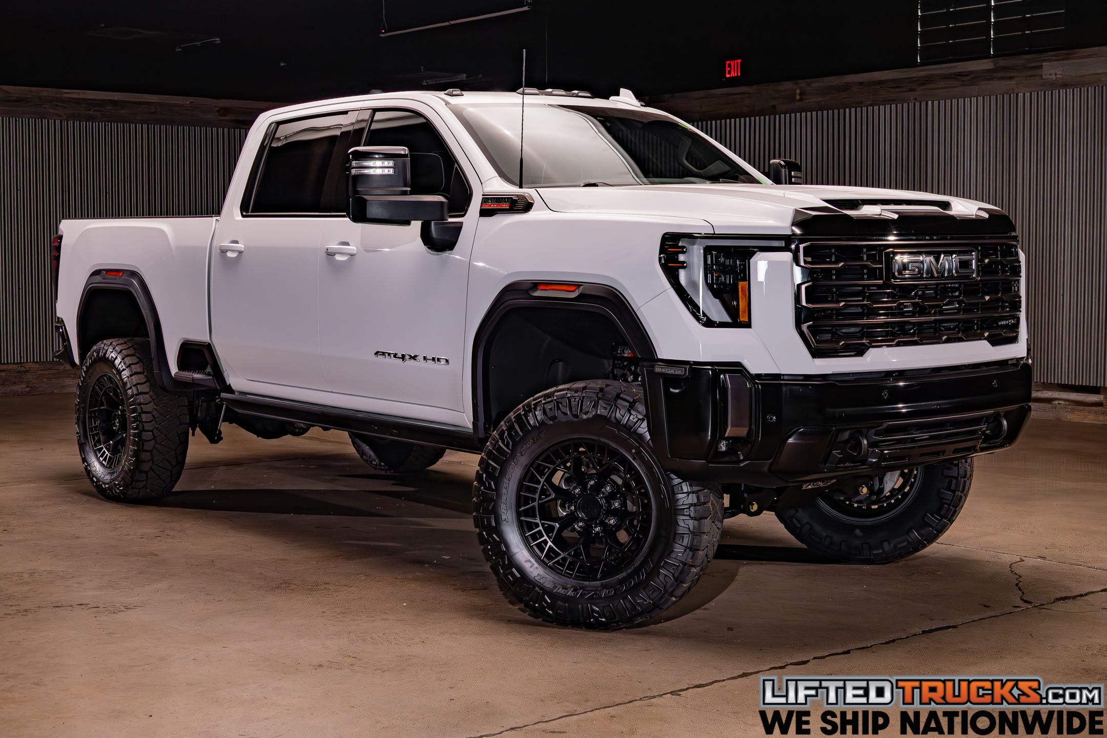 2024 GMC Sierra 4WD Crew Cab Standard Box AT4X's photo