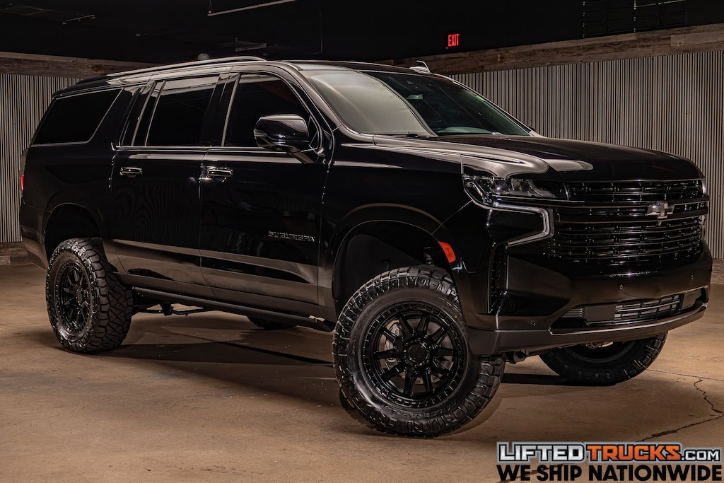 Used 2023 Chevrolet Suburban RST SUV