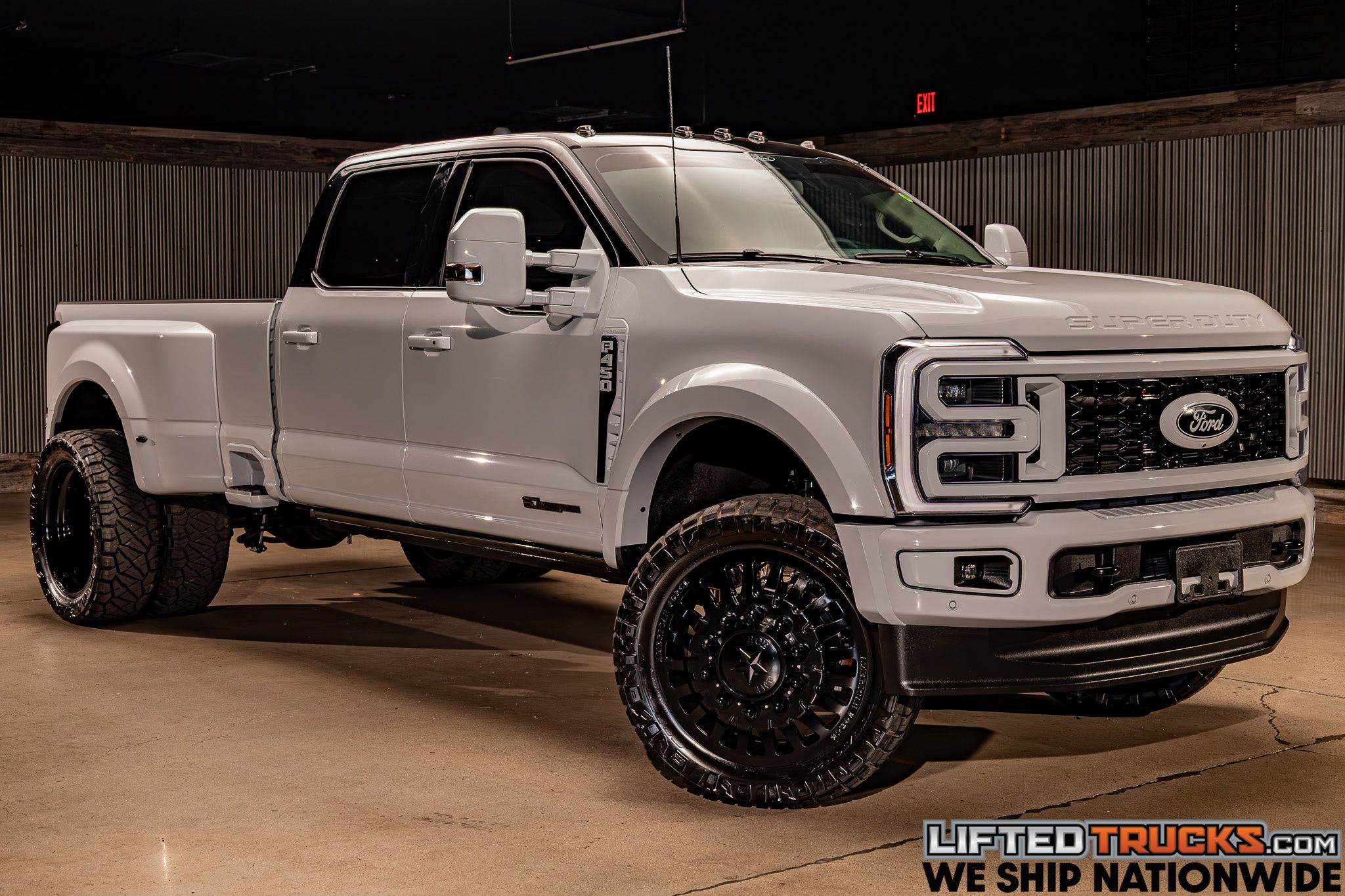 2026 Ford F-450 Super Duty Platinum