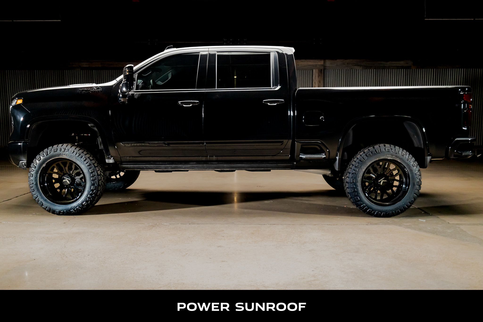 Image 6 of 2024 Chevrolet Silverado 2500 HD High Country Truck Crew Cab