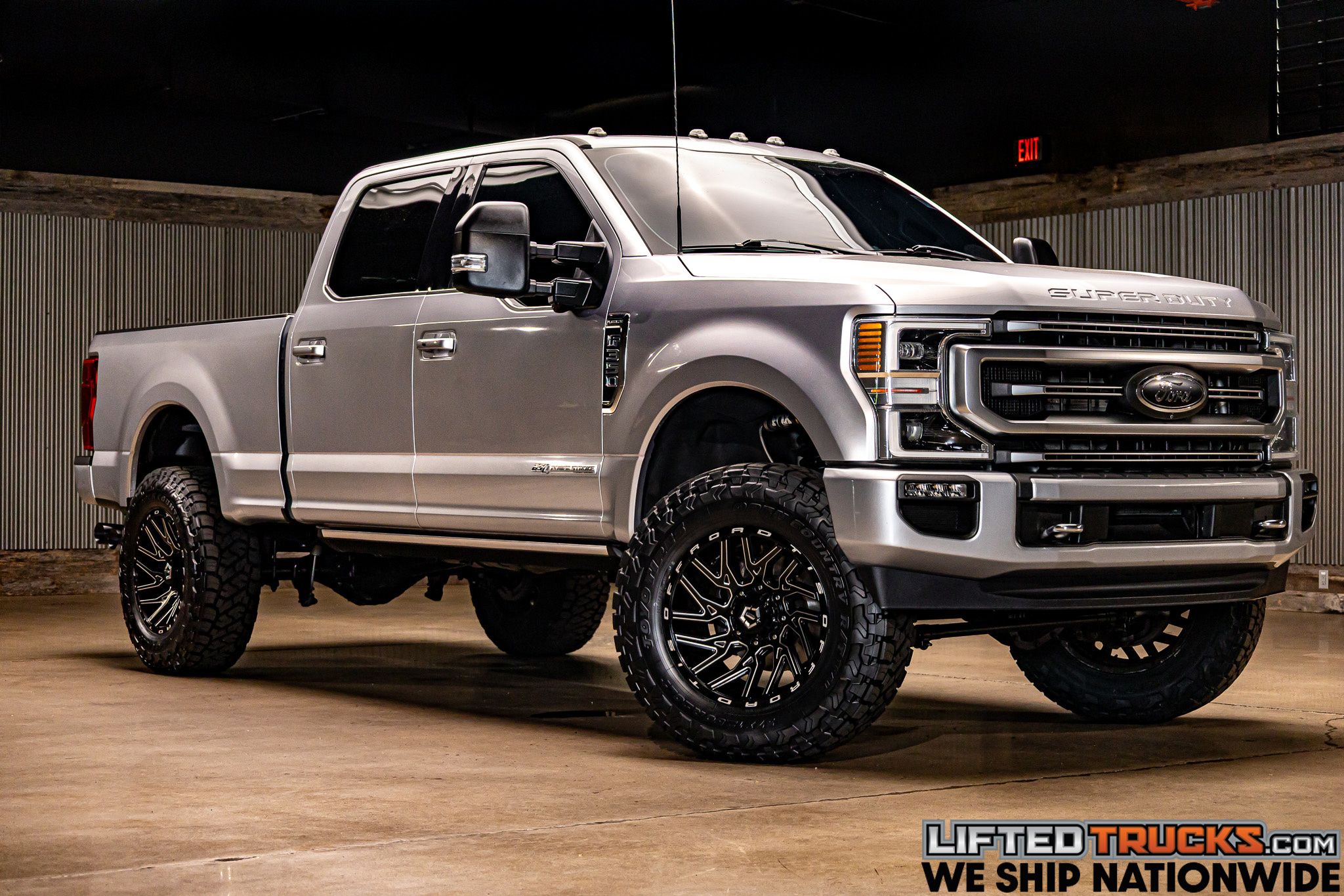 2022 Ford F-350 Super Duty Platinum's photo