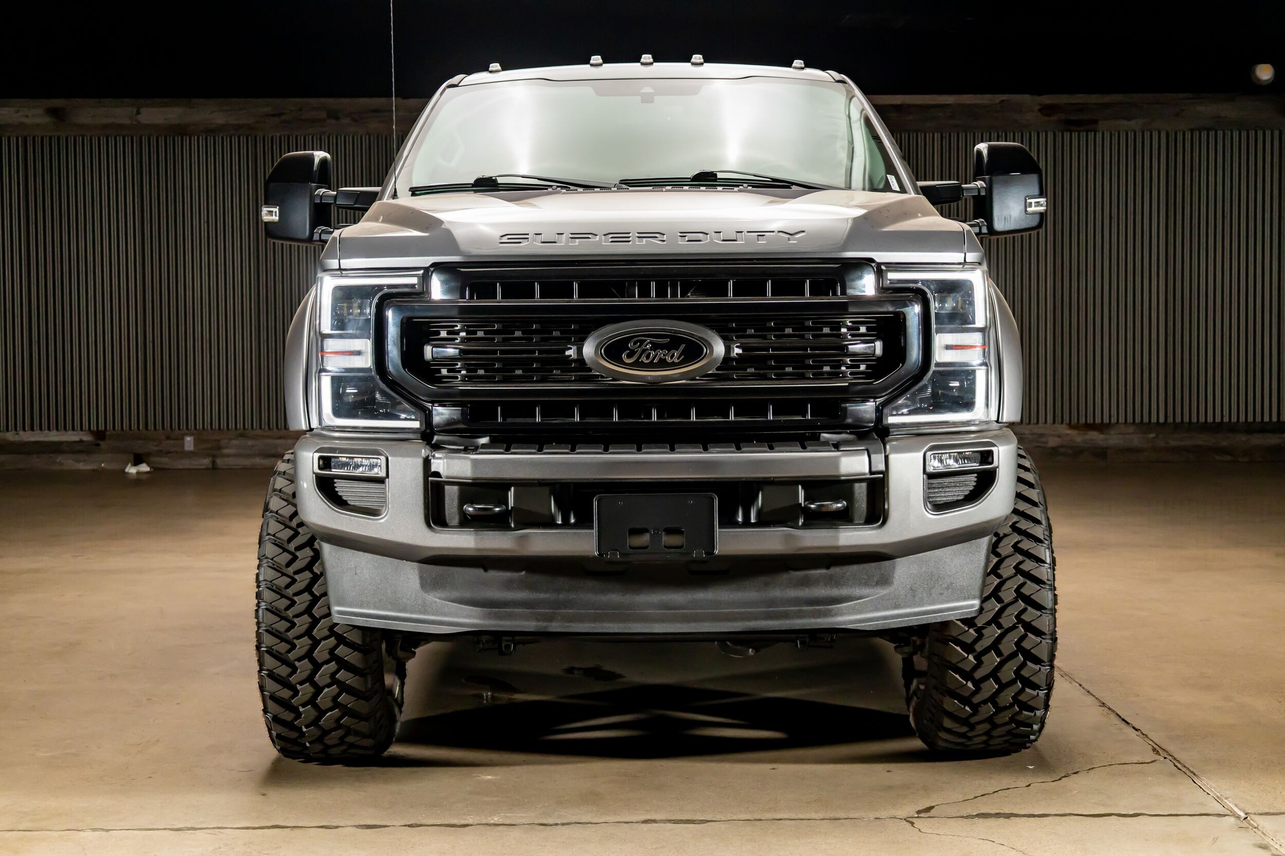 2021 Ford F-250 Lariat photo 2