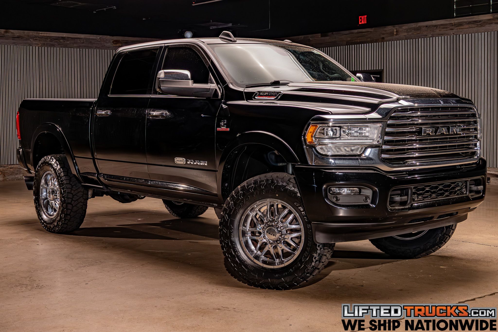 2019 RAM 2500 Laramie Longhorn 4X4 Crew Cab SWB's photo