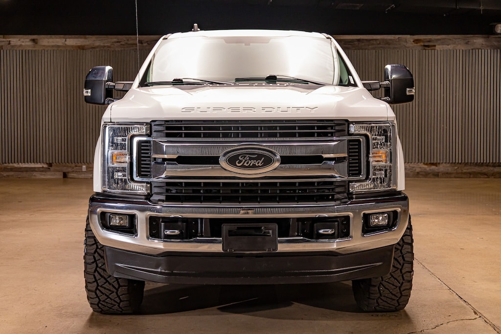 Used 2019 Ford F-250  Truck Crew Cab