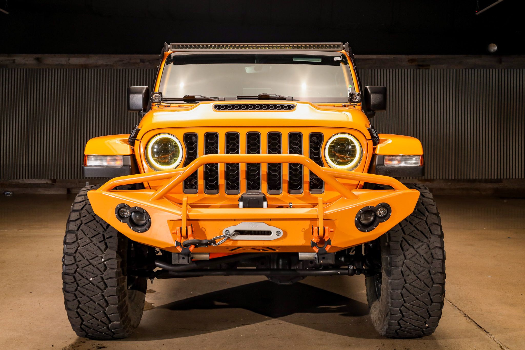 2021 Jeep Gladiator Mojave photo 2