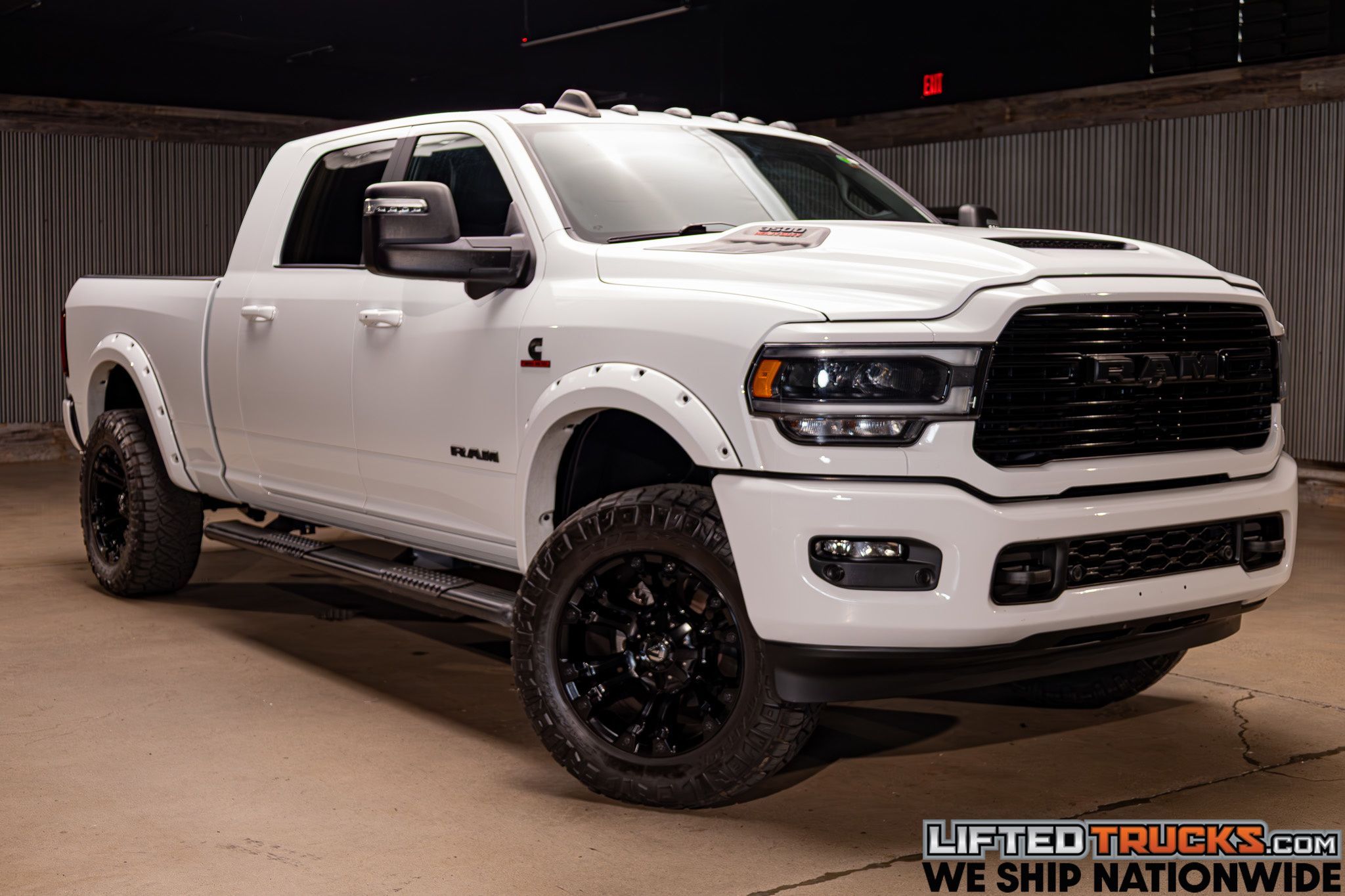 2024 RAM Ram 3500 Pickup Laramie's photo