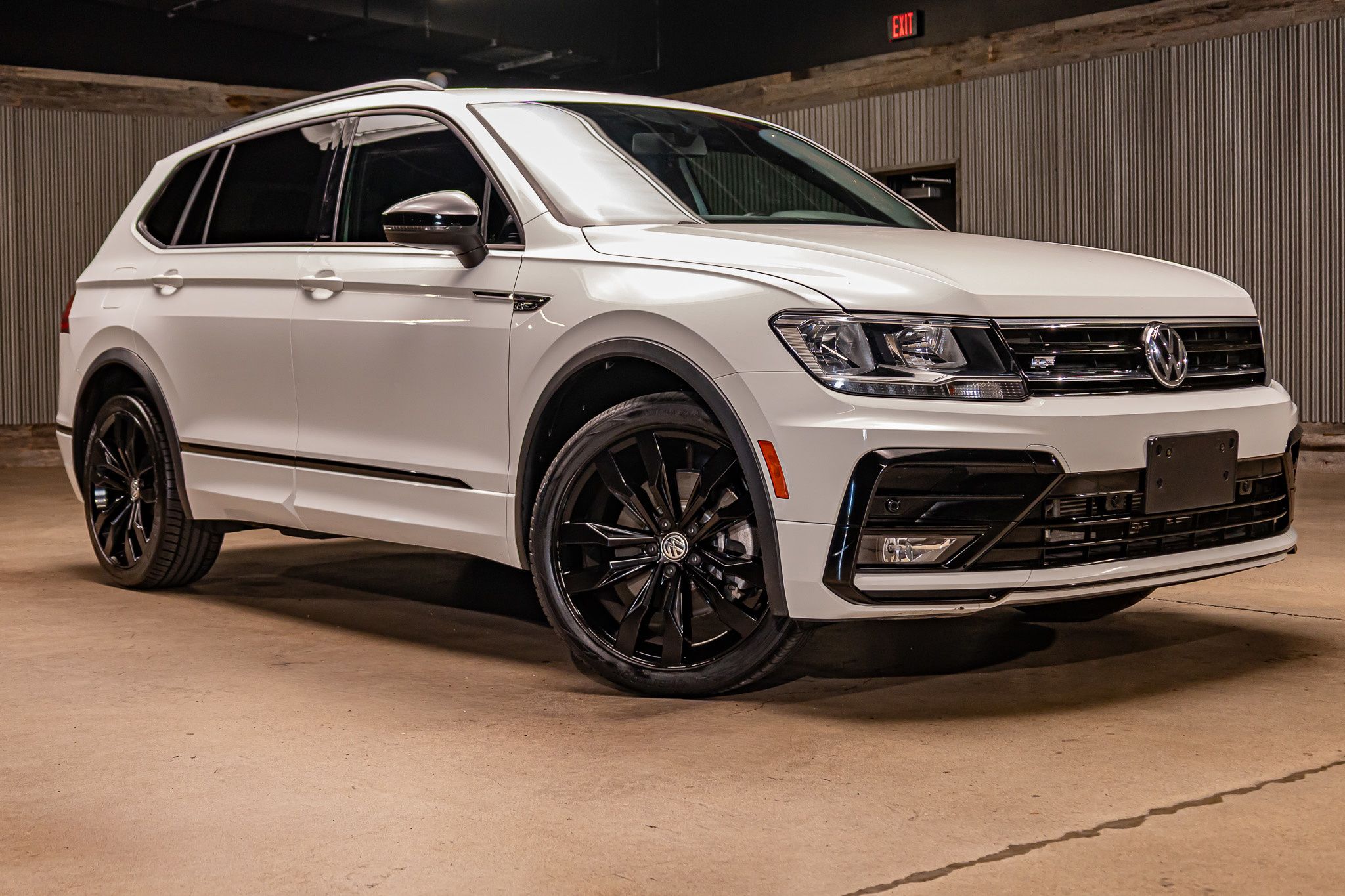 2021 Volkswagen Tiguan SE R-LINE BLACK