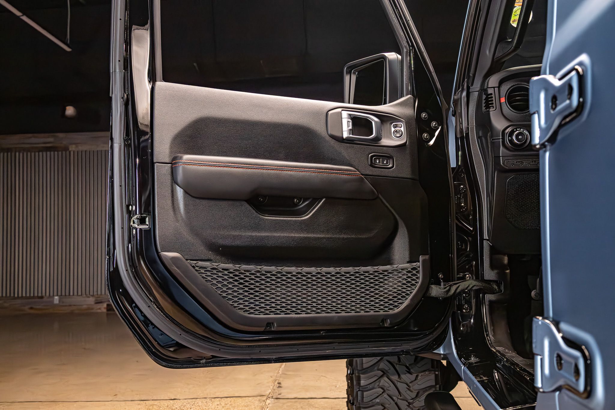 2025 Jeep Wrangler 4-Door Rubicon X - Photo 28