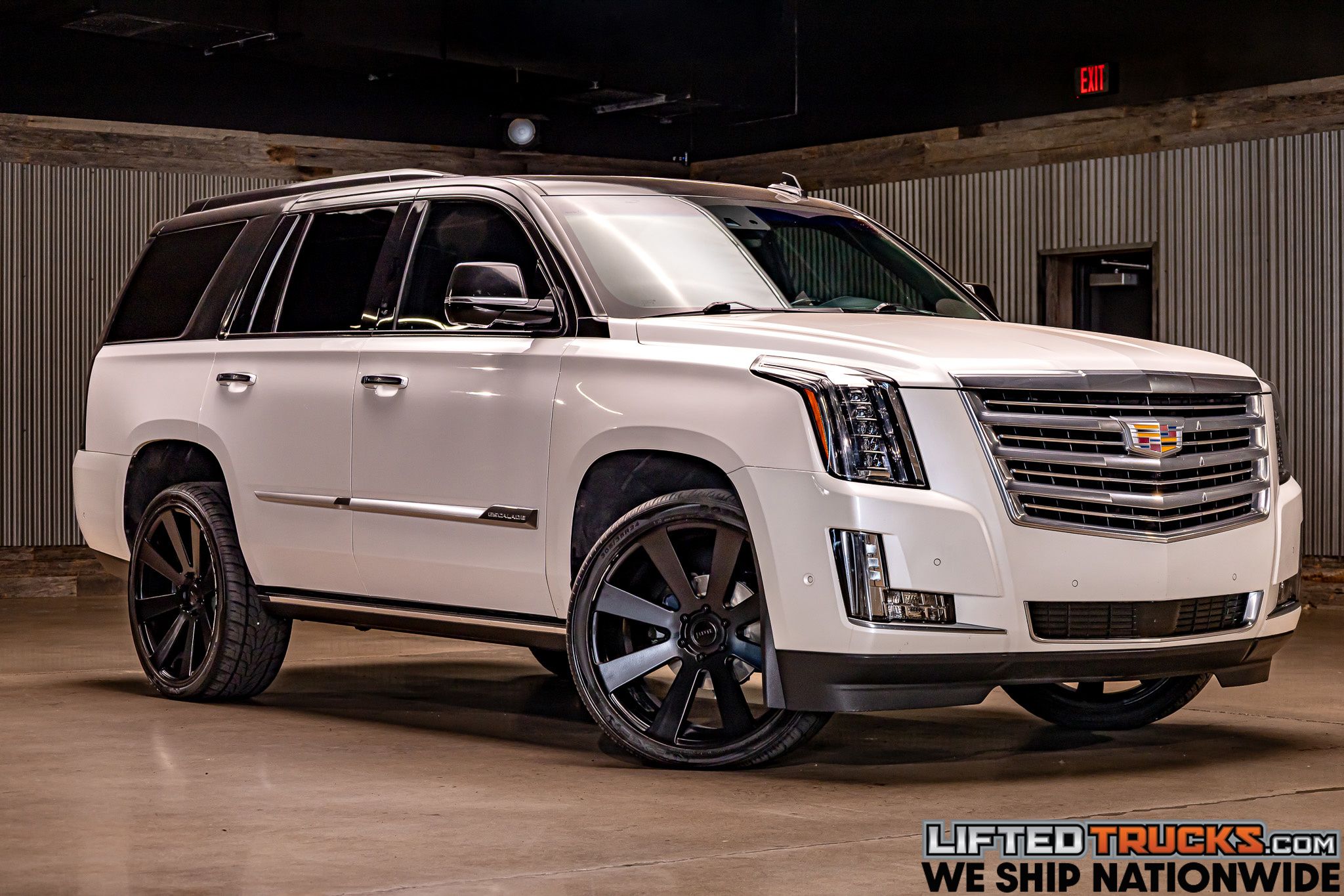 2019 Cadillac Escalade Platinum's photo