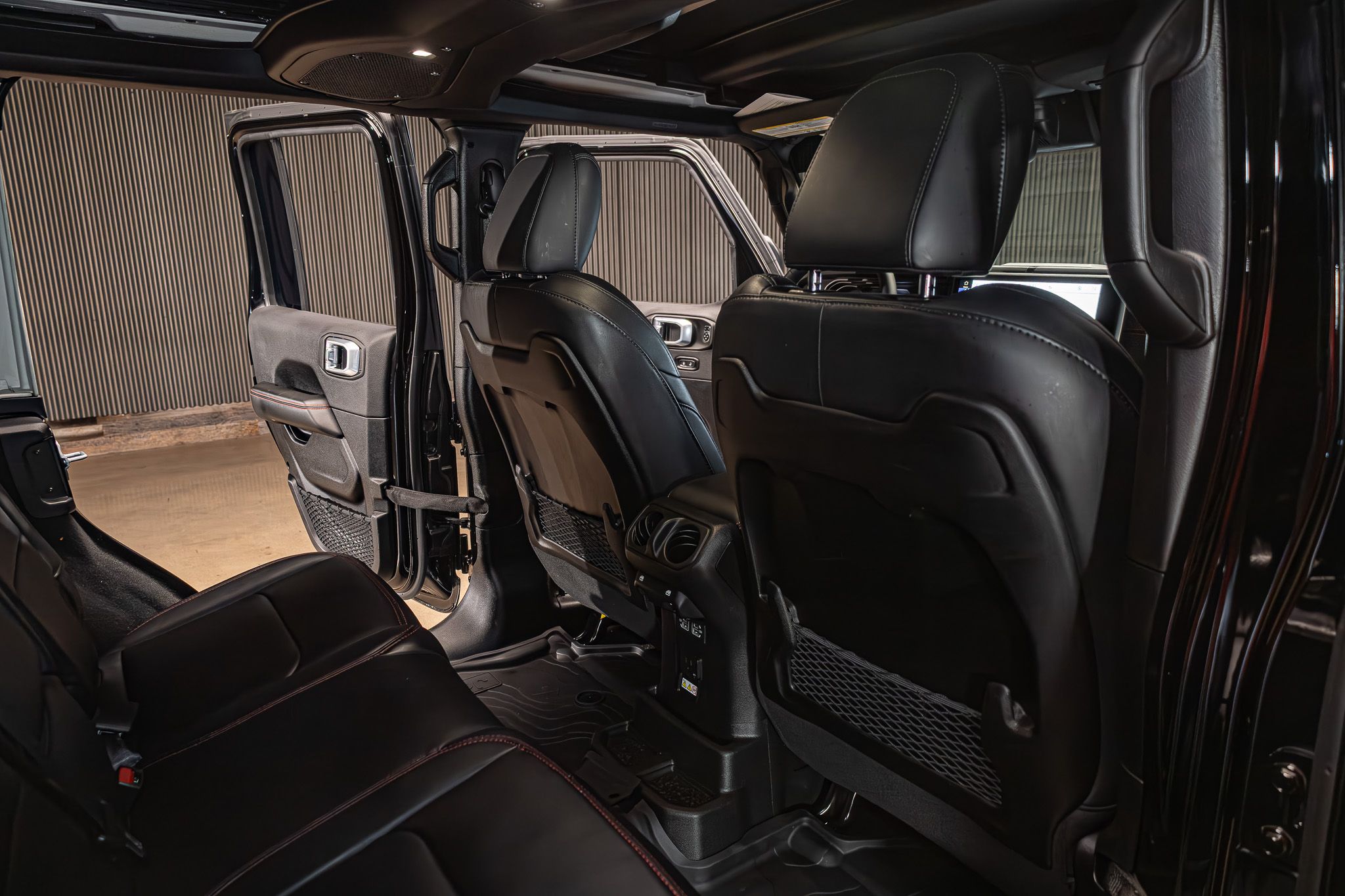 2025 Jeep Wrangler 4-Door Rubicon X - Photo 24