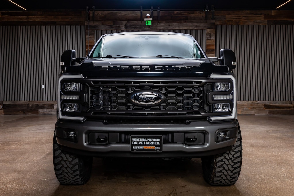 Used 2023 Ford F-250SD XLT Truck