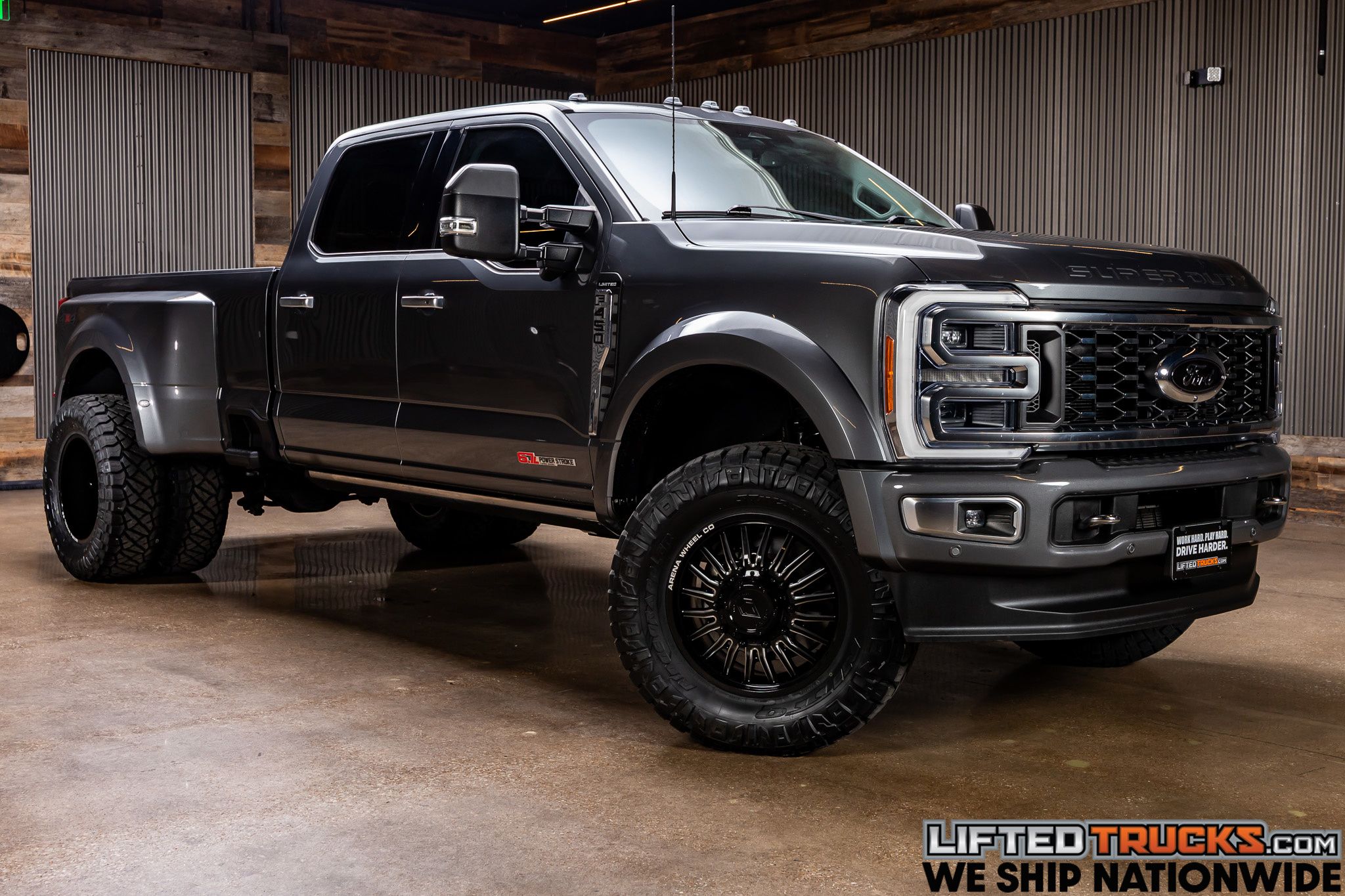 2023 Ford F-450 Super Duty Limited's photo