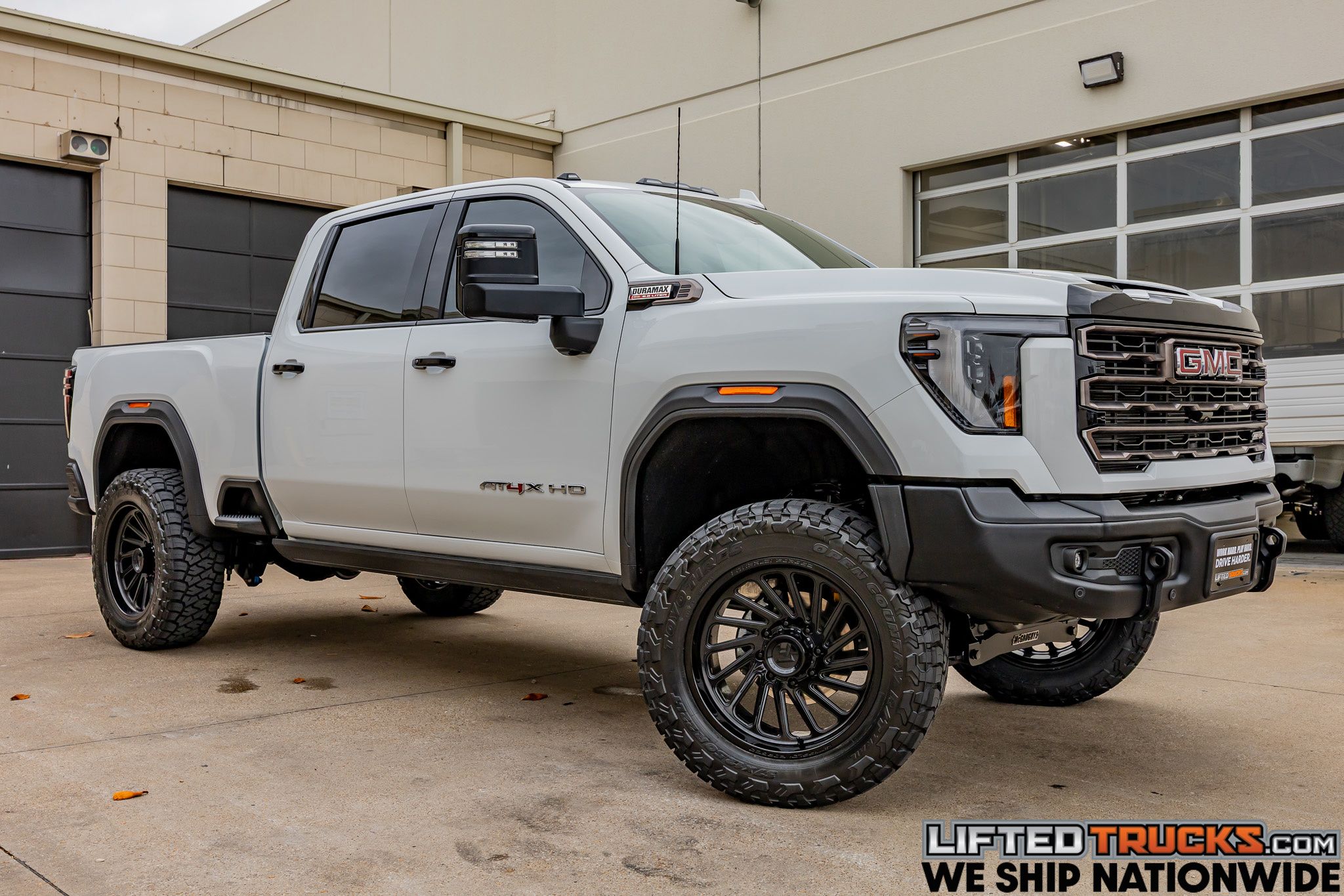 2025 GMC Sierra 4WD Crew Cab Standard Box AT4X's photo