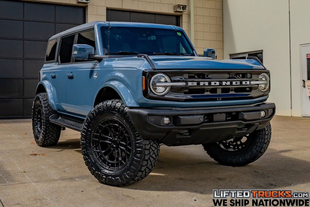 Used 2025 Ford Bronco Outer Banks SUV