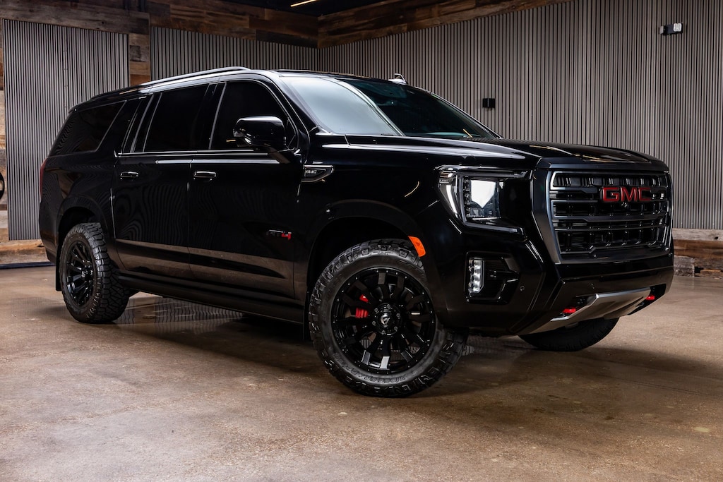 Used 2022 GMC Yukon XL AT4 SUV