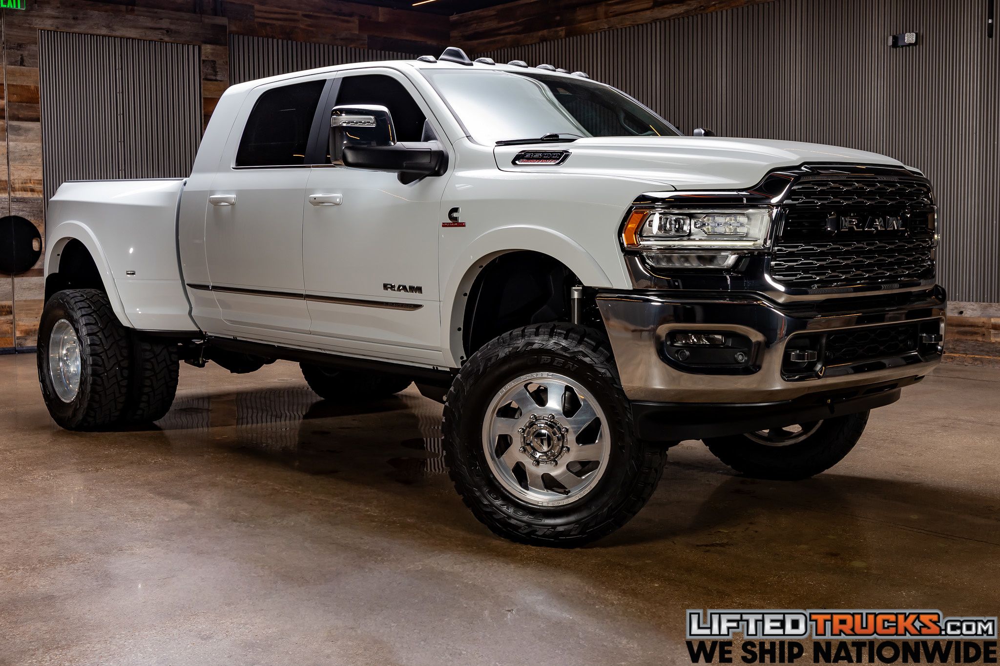 2024 RAM Ram 3500 Pickup Limited's photo