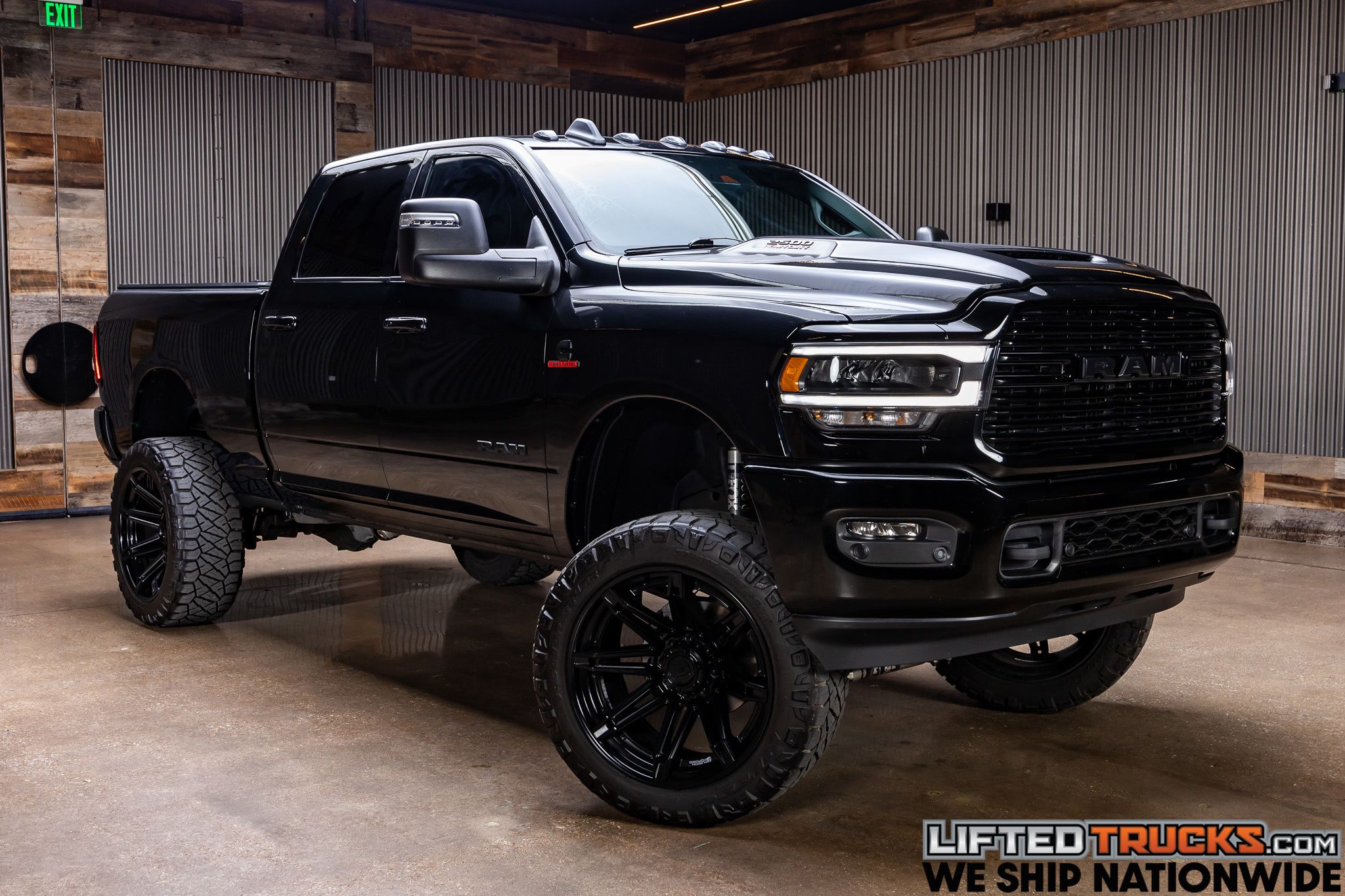 2024 RAM 2500 Laramie 4X4 Crew Cab SWB's photo