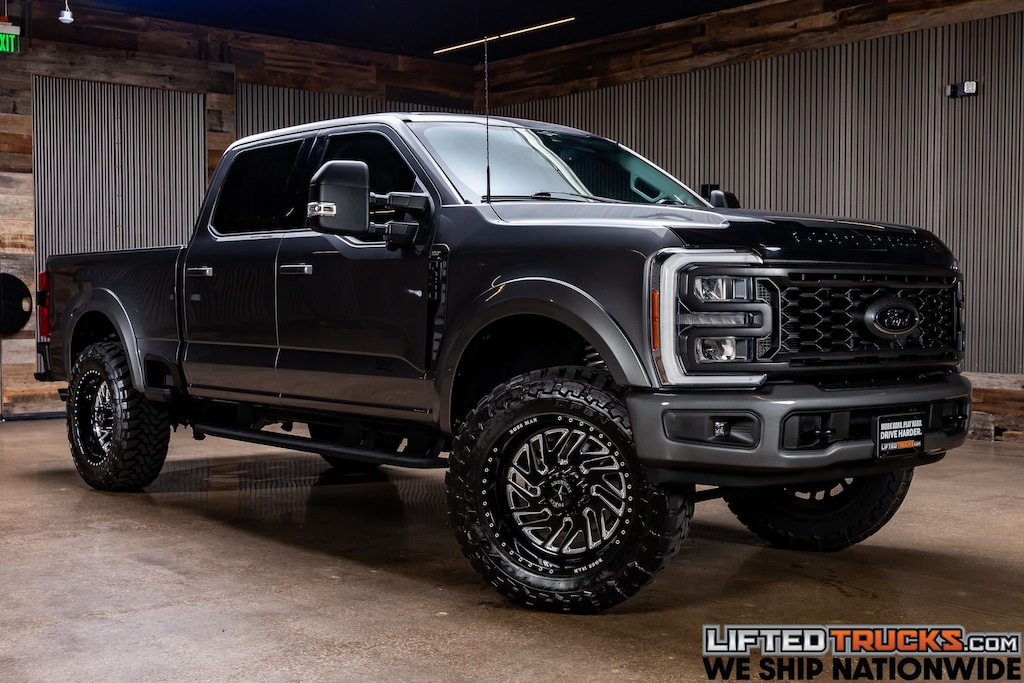 Used 2023 Ford F-250SD XLT Truck