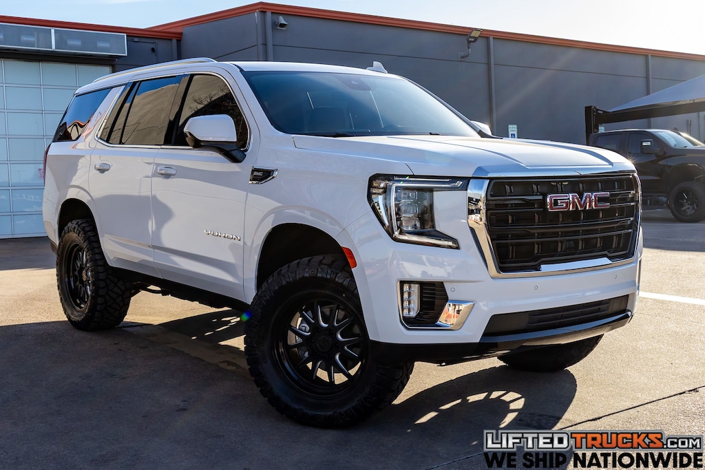 Used 2023 GMC Yukon SLE SUV