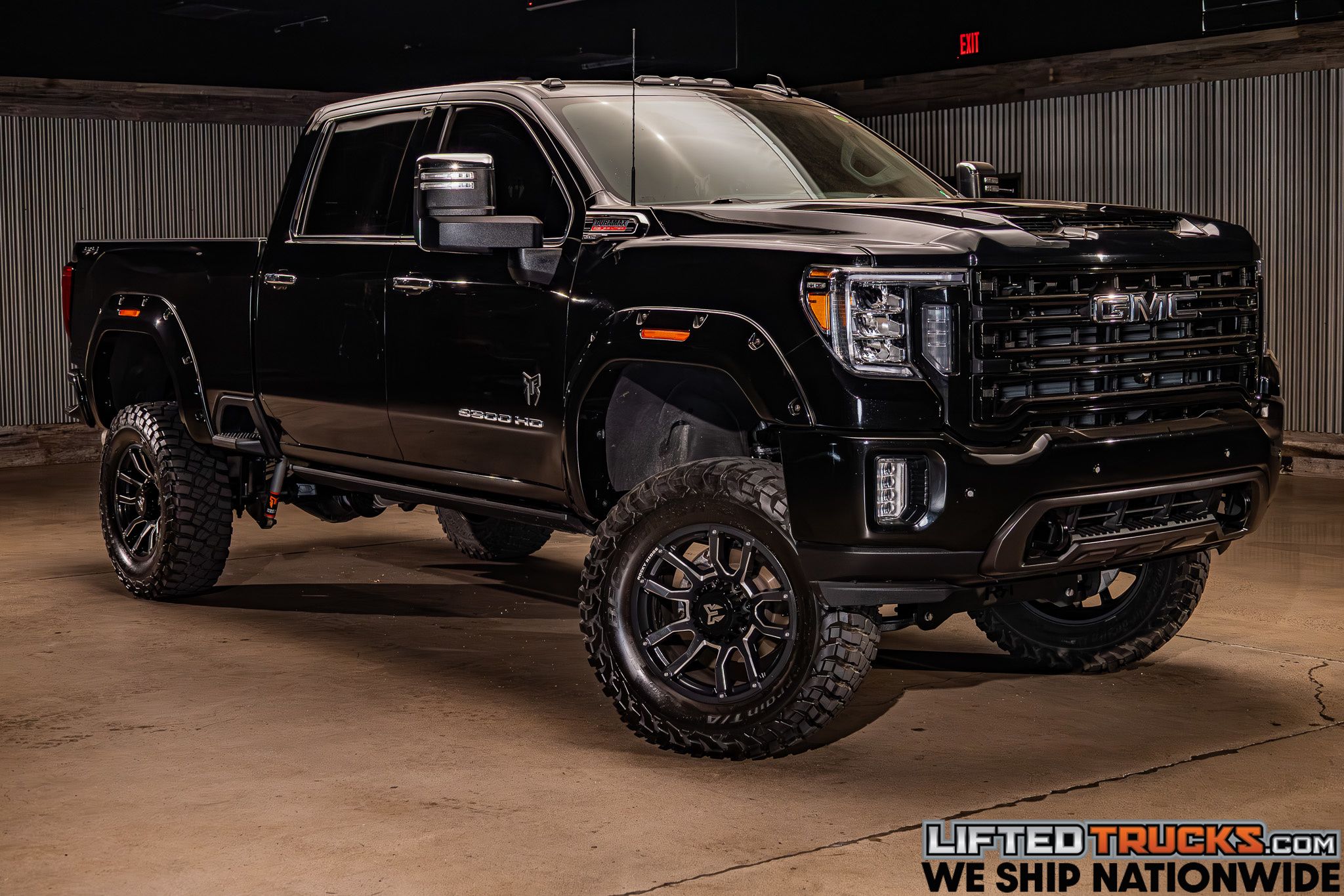 2023 GMC Sierra 4WD Crew Cab Standard Box SLT's photo