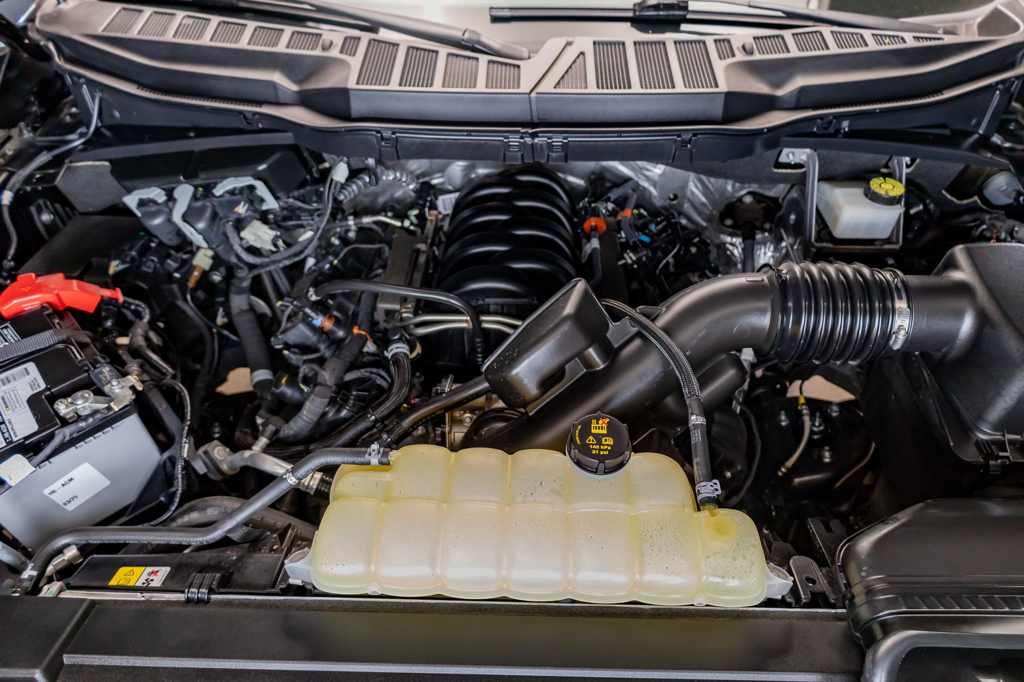 2022 Ford F-150 Platinum photo 3