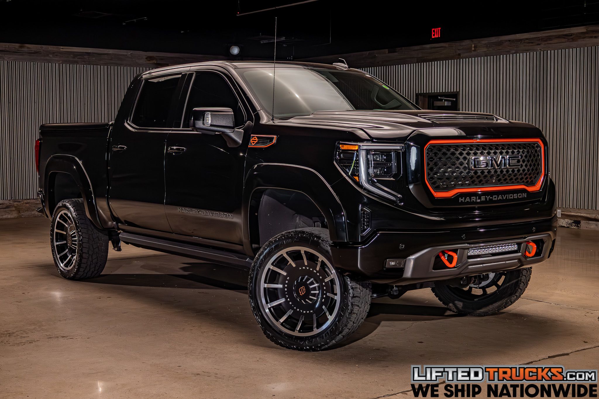 2022 GMC Sierra 4WD Crew Cab Short Box AT4's photo
