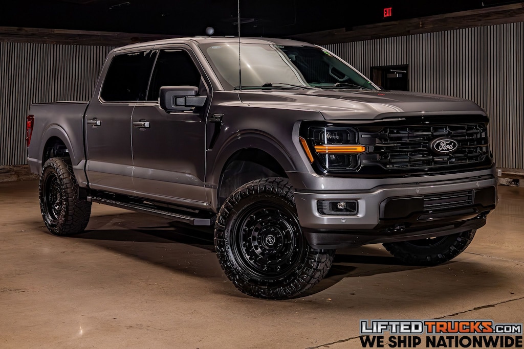 Used 2025 Ford F-150 XLT Truck SuperCrew Cab