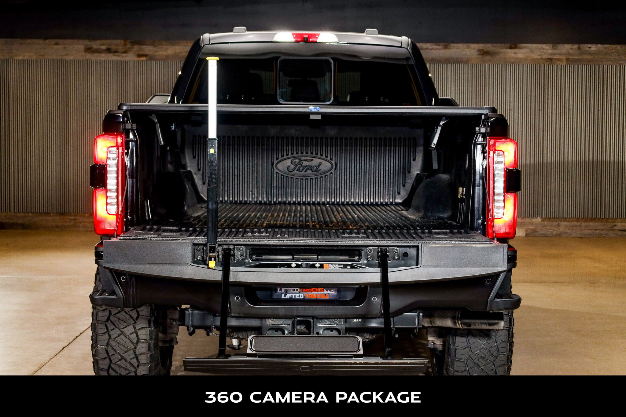 Image 10 of 2023 Ford F-250SD Lariat Truck Crew Cab