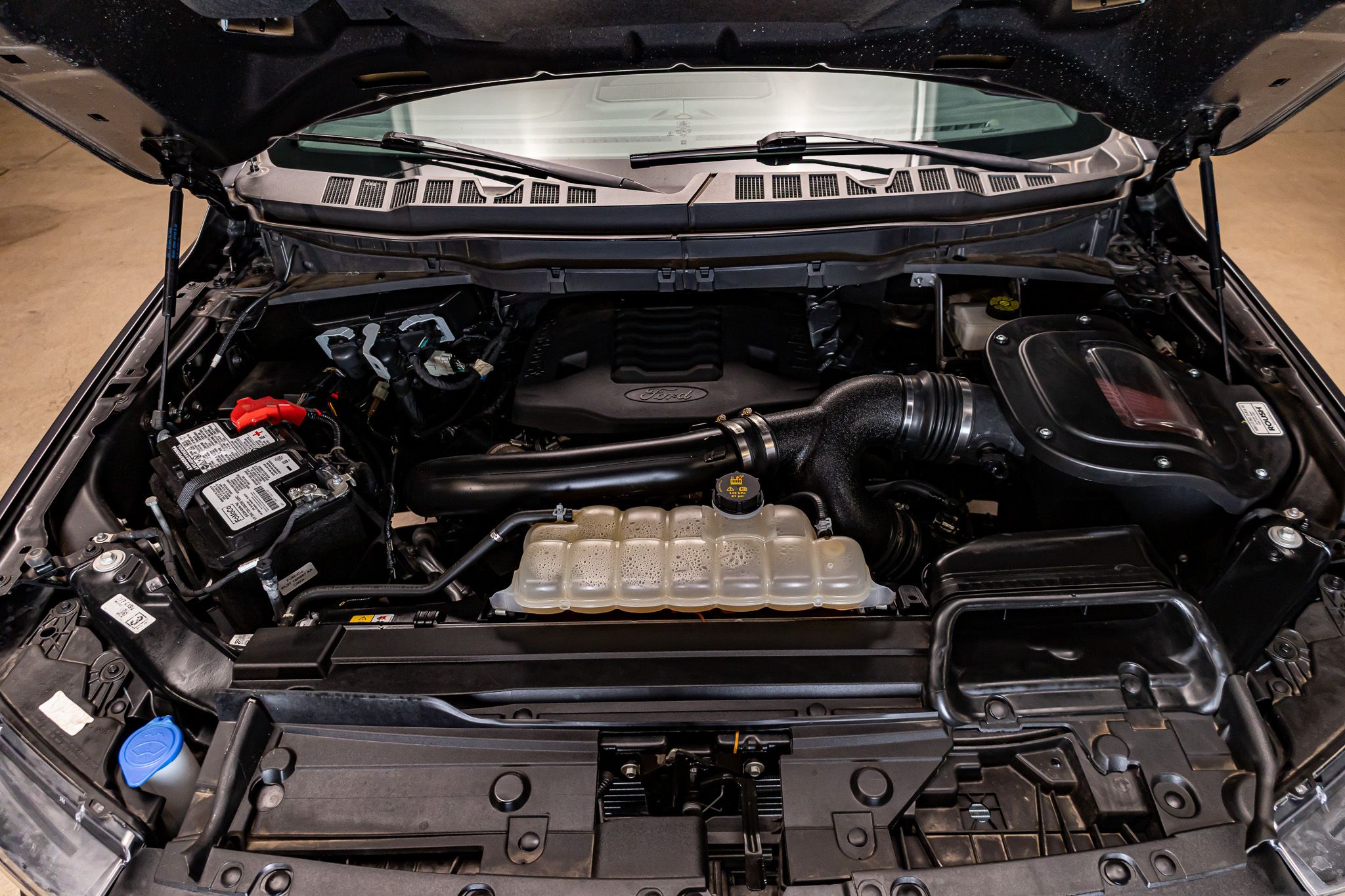 2023 Ford F-150 XLT photo 3