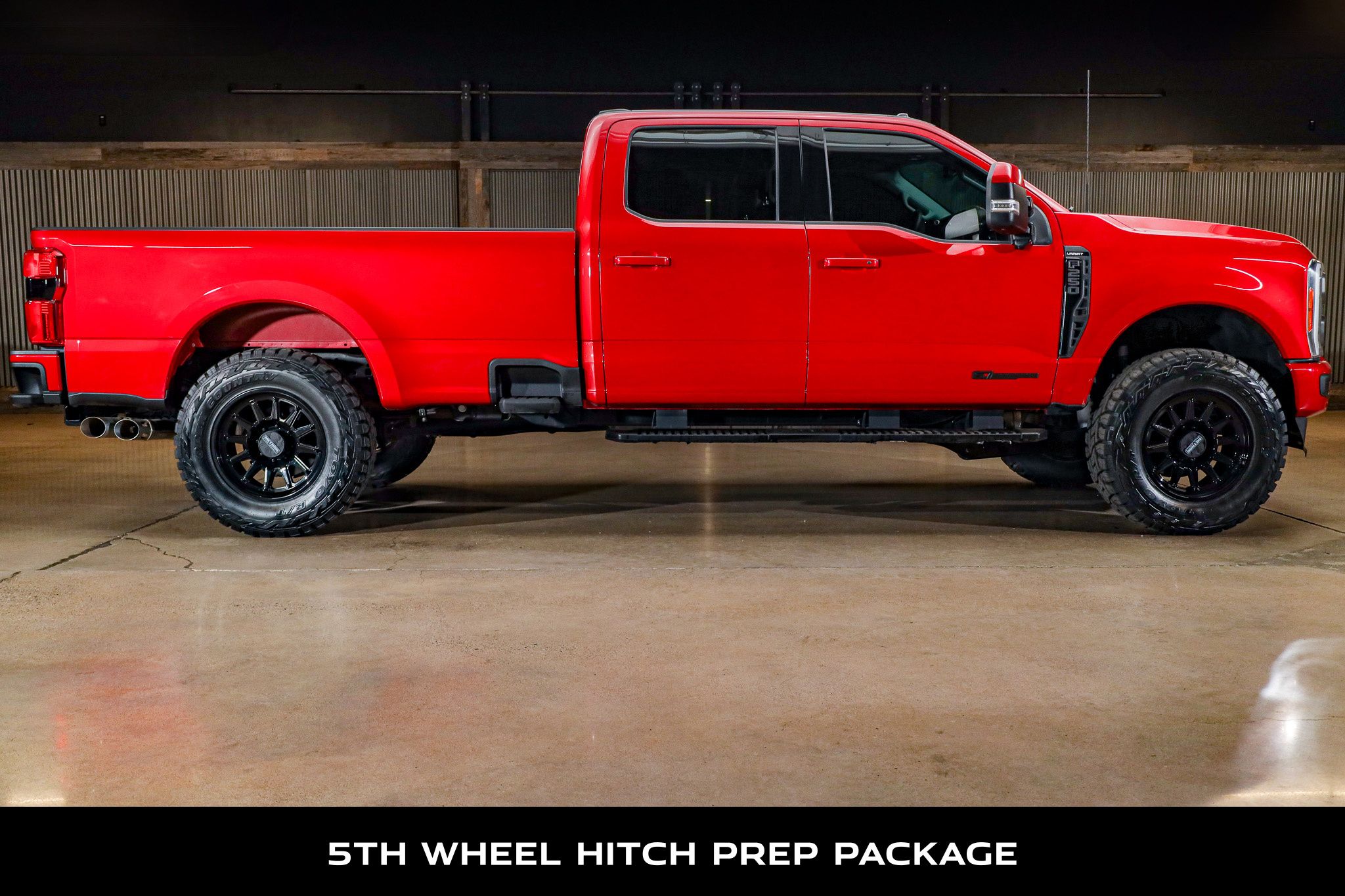 Image 10 of 2023 Ford F-250SD Lariat Truck