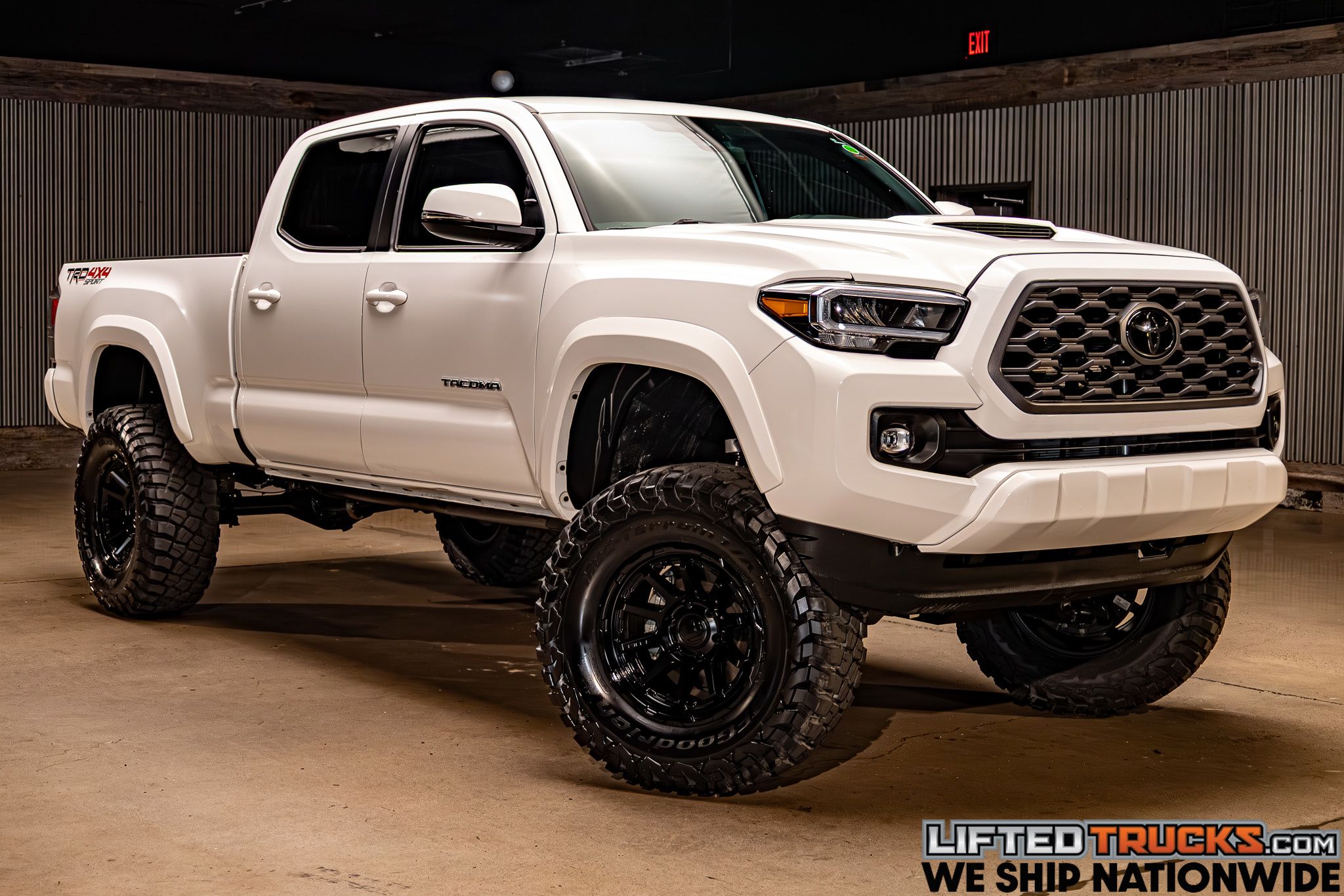 2023 Toyota Tacoma TRD Sport's photo