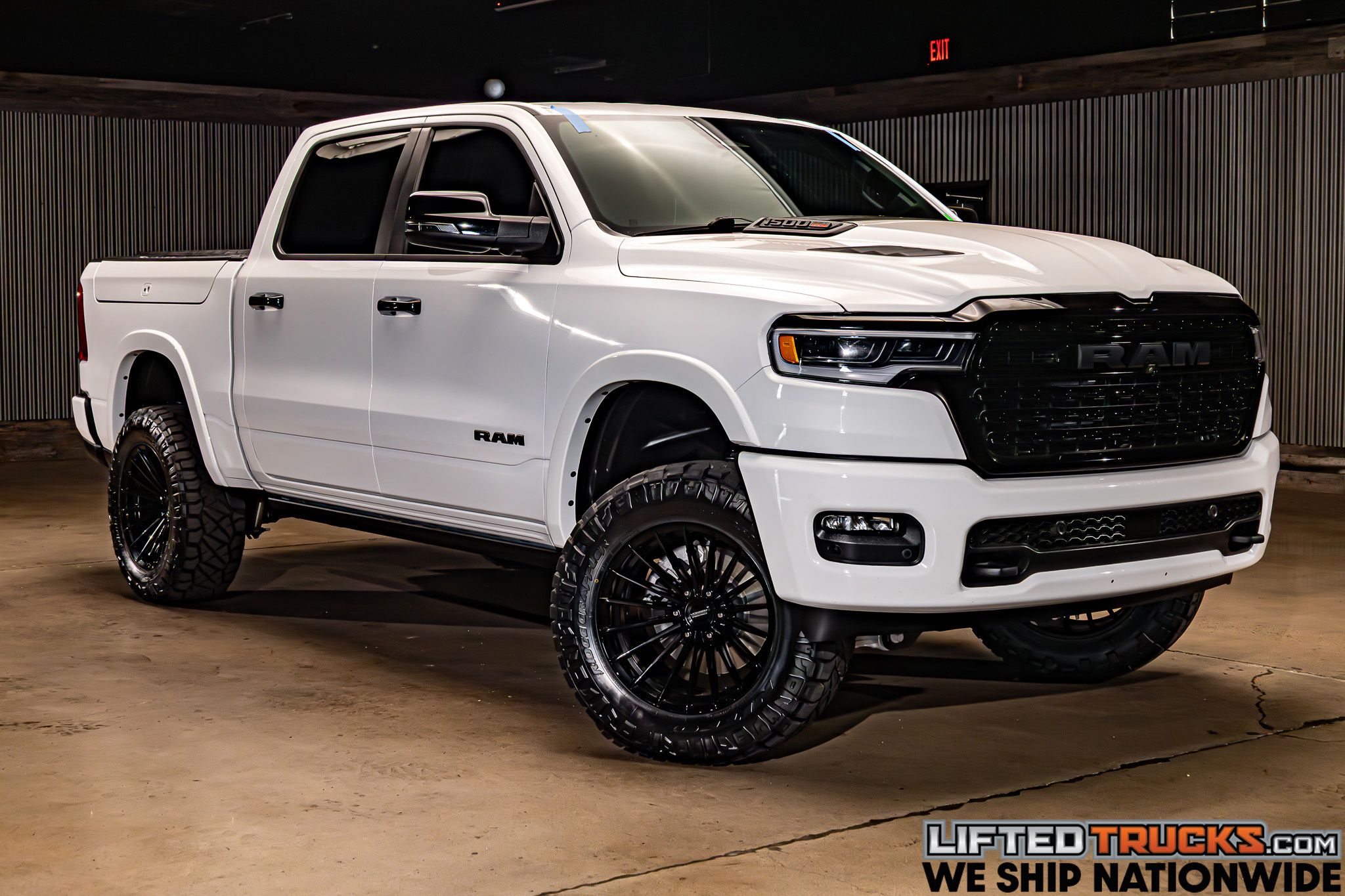 2025 RAM 1500 Limited 4x4 Crew Cab 5'7's photo