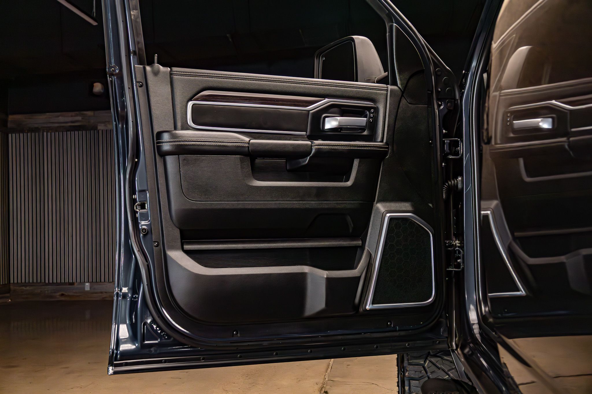 2025 RAM Ram 2500 Pickup Laramie - Photo 24