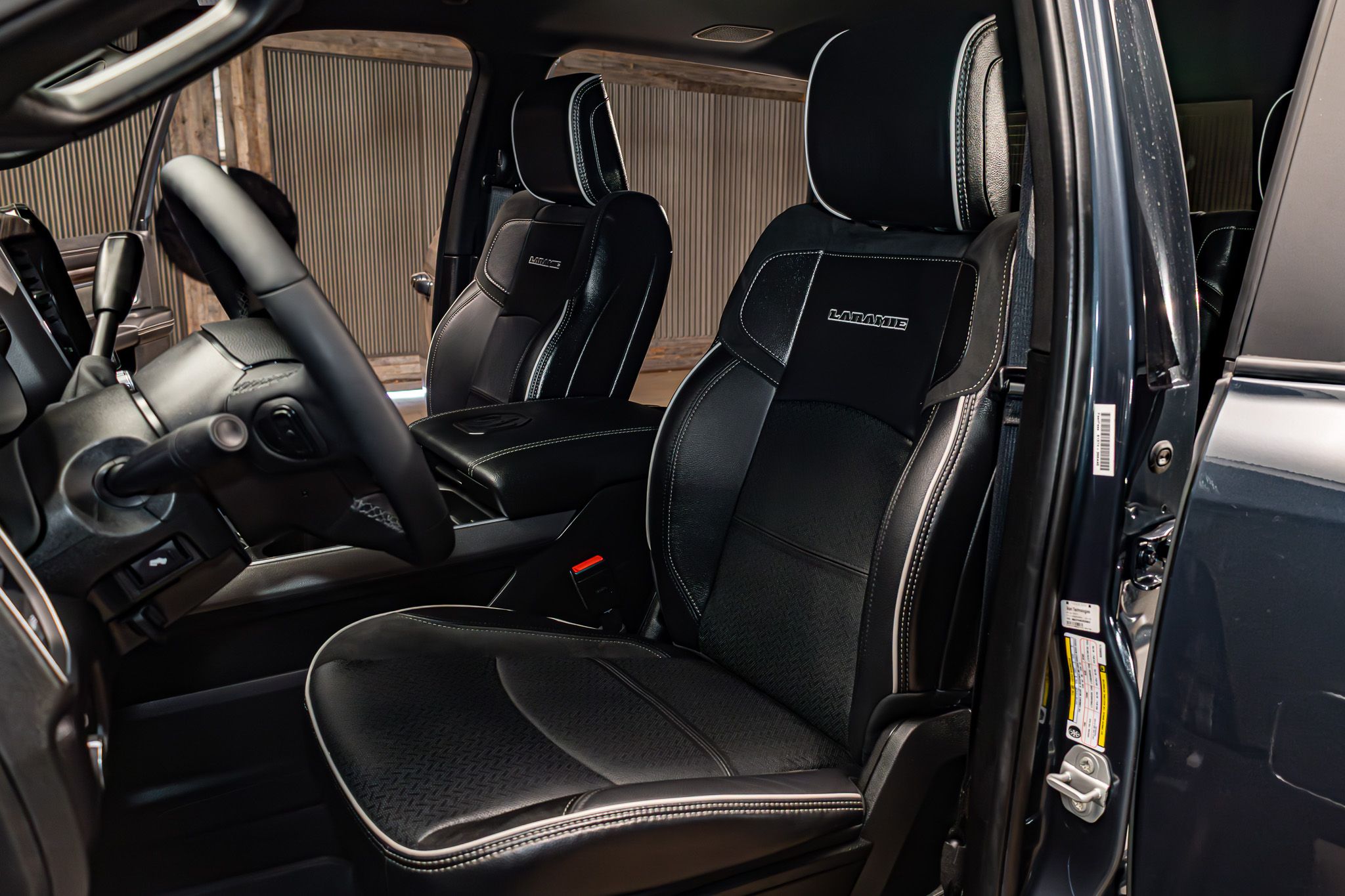 2025 RAM Ram 2500 Pickup Laramie - Photo 19