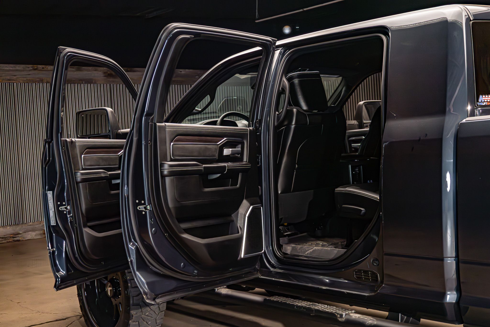 2025 RAM Ram 2500 Pickup Laramie - Photo 23