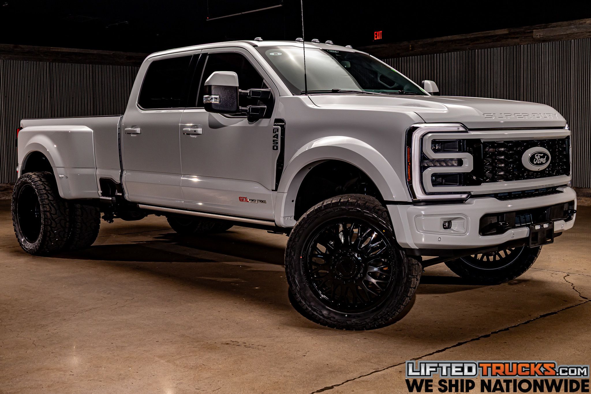 2026 Ford F-450 Super Duty Platinum