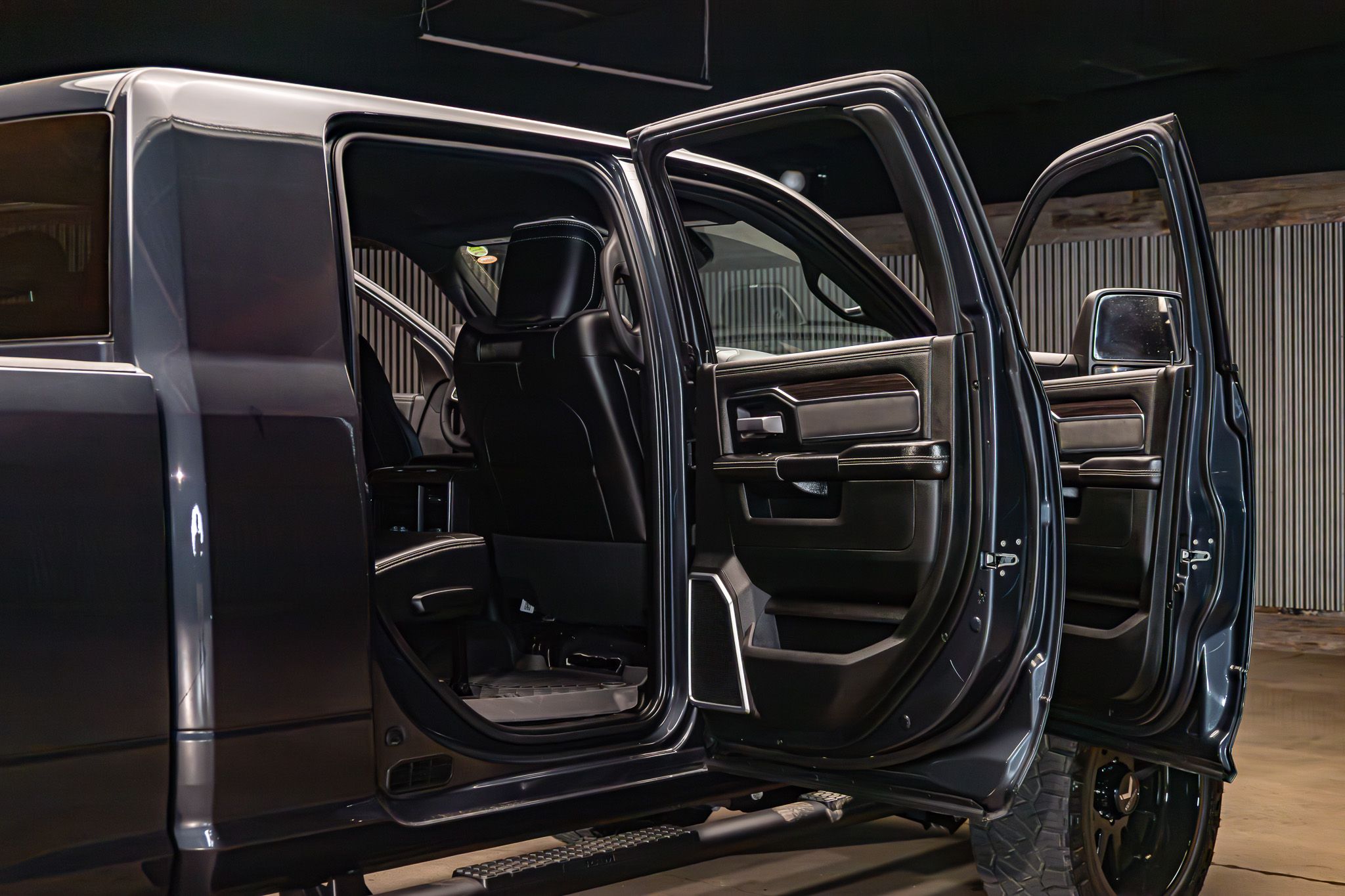 2025 RAM Ram 2500 Pickup Laramie - Photo 25