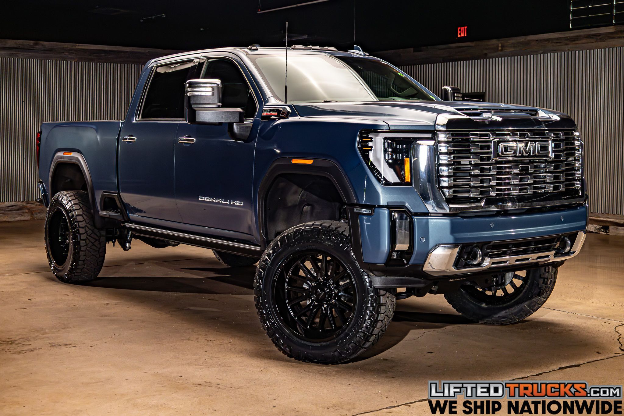 2025 GMC Sierra Denali 4WD Crew Cab Standard Box's photo
