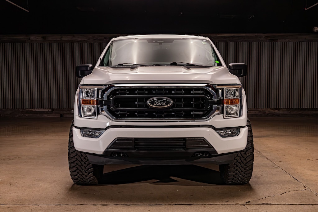 Used 2022 Ford F-150 XLT Truck SuperCrew Cab