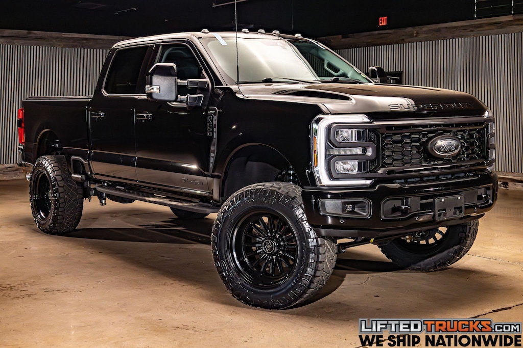 Used 2024 Ford F-250SD Lariat Truck Crew Cab