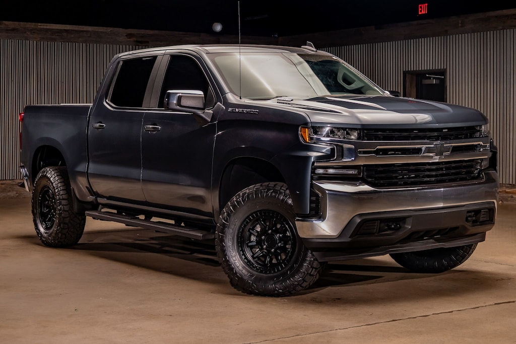 Used 2021 Chevrolet Silverado 1500 LT Truck Crew Cab