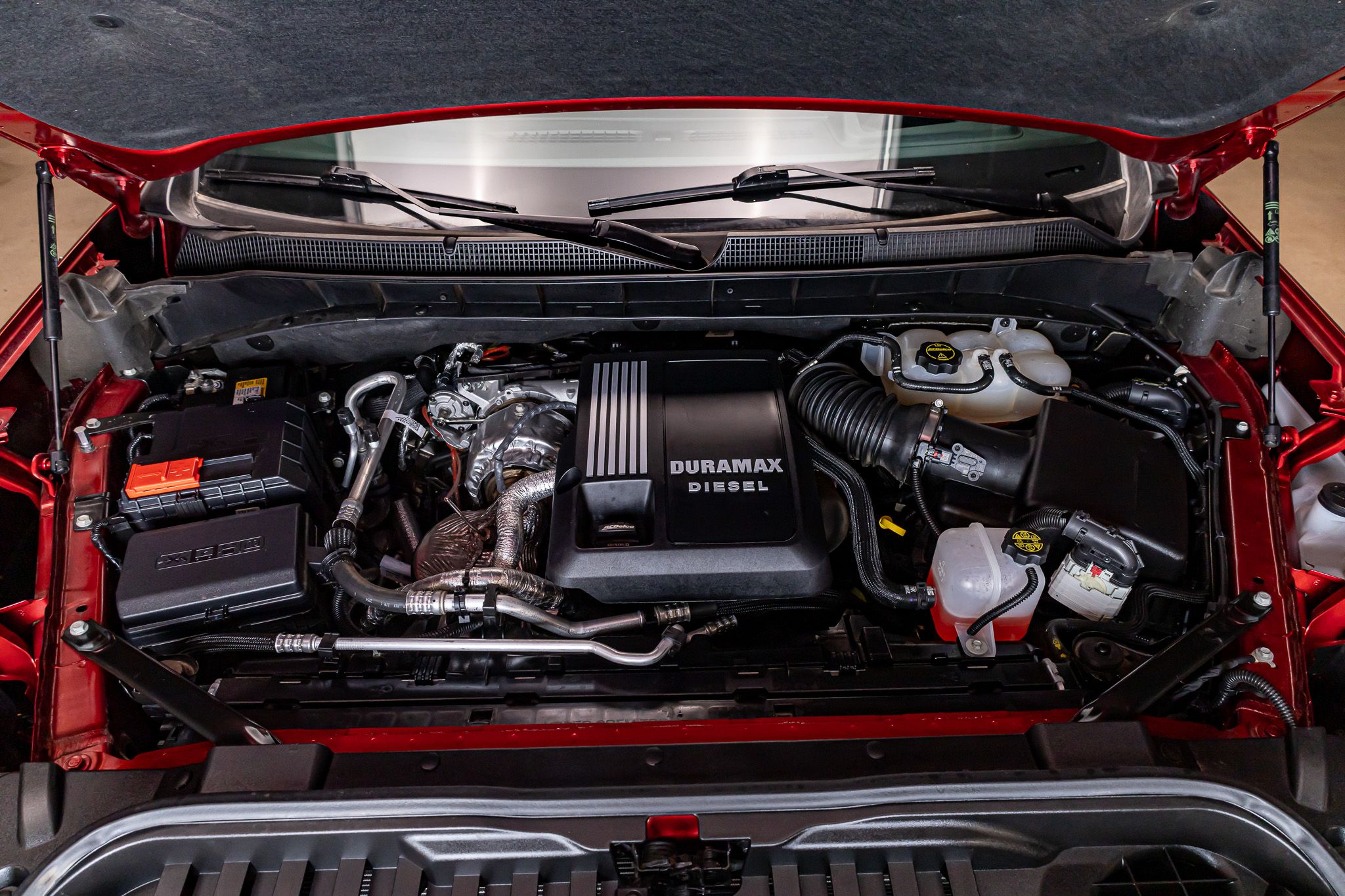2025 Chevrolet Silverado 1500 High Country photo 3