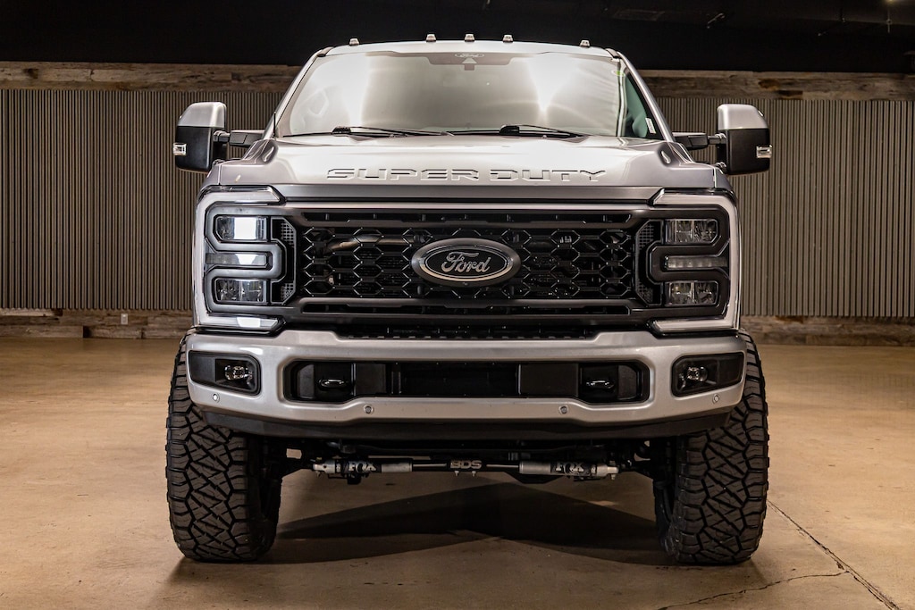 Used 2023 Ford F-250SD Lariat Truck Crew Cab