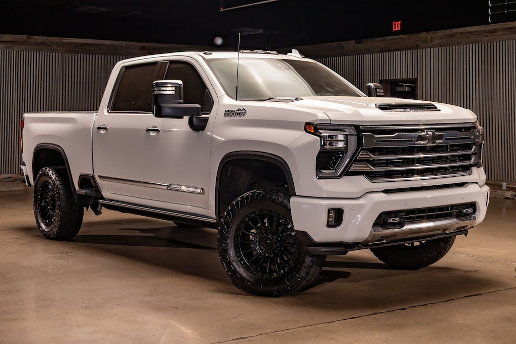Used 2024 Chevrolet Silverado 3500HD High Country Truck Crew Cab