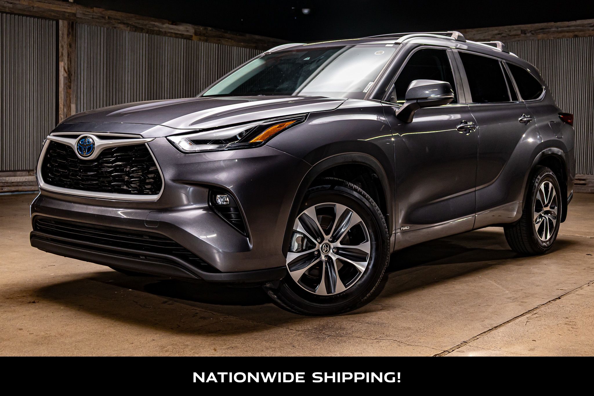 2023 Toyota Highlander Hybrid XLE photo 3